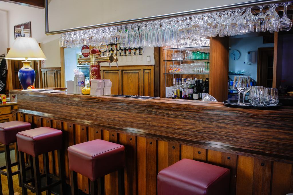 Hotel Restaurant La Couronne Ропенхайм Екстериор снимка